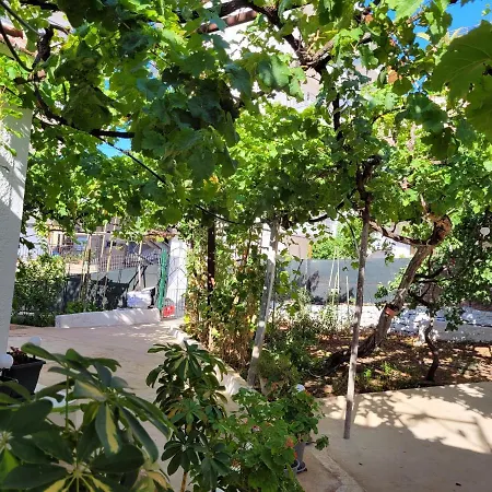 Vacation With A Private Garden